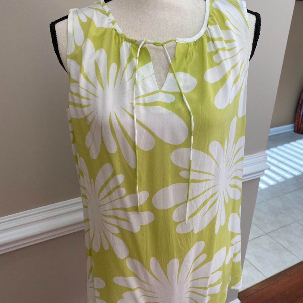 LOFT tie-neck sleeveless Blouse Size M Color Lime Green & White